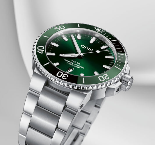 Oris Men's Aquis Date Calibre 400