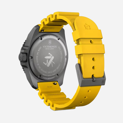 Victorinox Men's Dive Pro Quartz