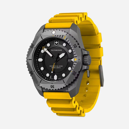 Victorinox Men's Dive Pro Quartz